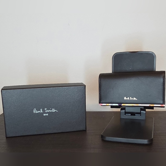 Paul Smith Leather Key Holder Wallet – New with Box – Gift-Ready Floral Interior - Picture 2 of 6